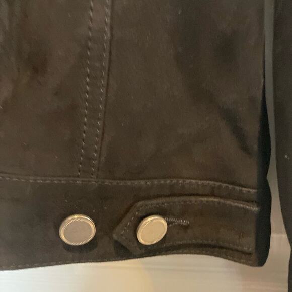 Quince Wm’s Suede Trucker Jacket Sz S Black Cropped New with tags - Picture 3 of 9